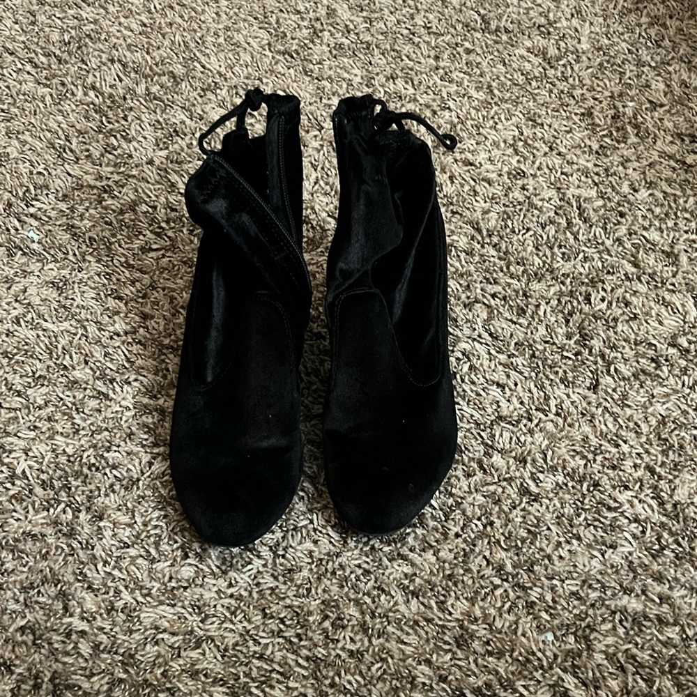 Heeled ankle boots
